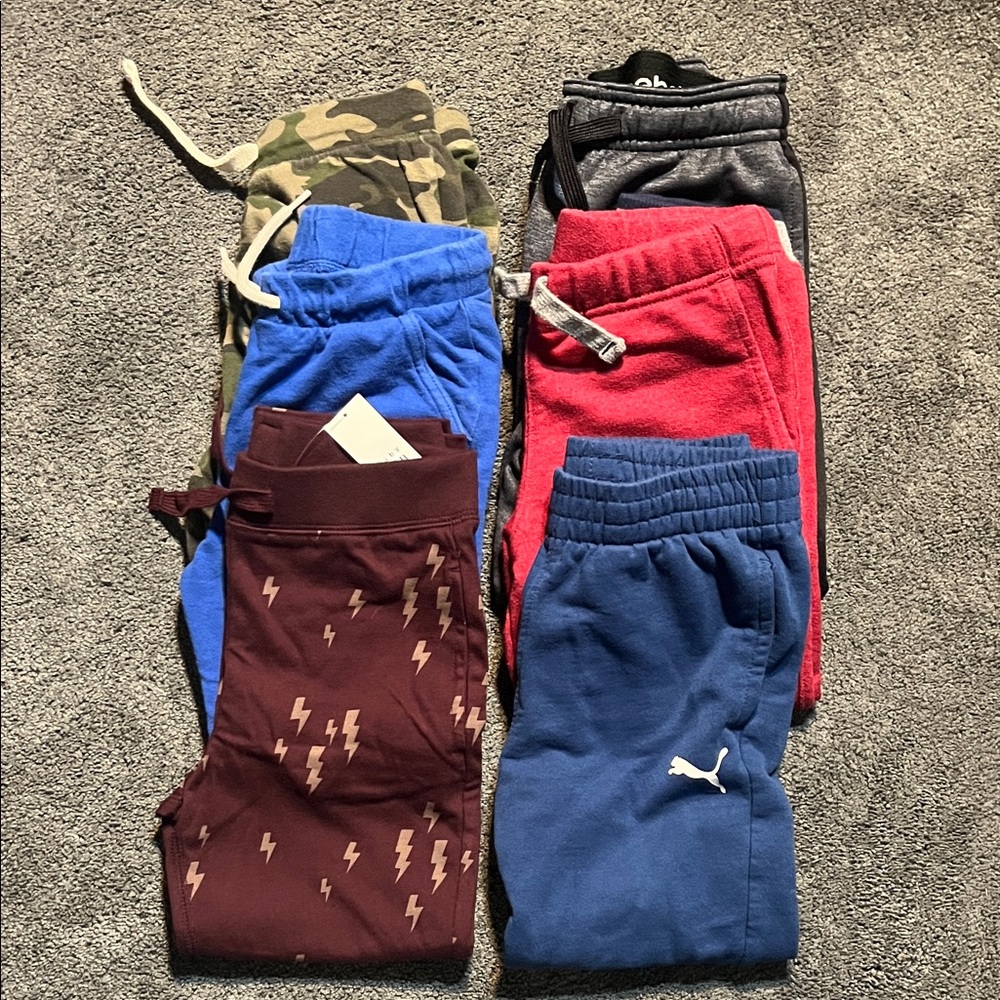 6 pairs of boys 5t sweatpants
